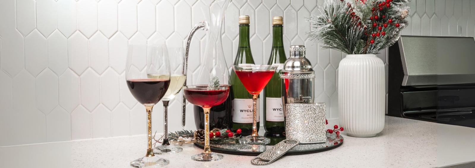 Christmas&#x20;Bar&#x20;&#x2013;&#x20;Sip,&#x20;Sparkle,&#x20;and&#x20;Celebrate