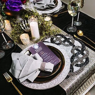 Ghost Host Glam – Dark Romance & Candlelit Mystery for a Haunted Mansion Table