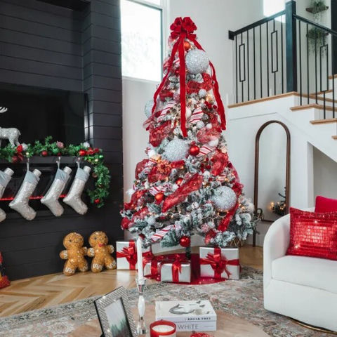 Christmas Wonderland – Glamour Meets Whimsy