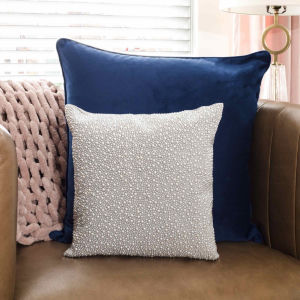 Pearl&#x20;Pillow