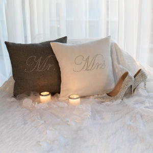 Mr.&#x20;&amp;&#x20;Mrs.&#x20;Pillow&#x20;Set