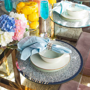 Regent&#x20;Round&#x20;Charger