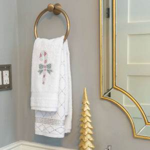 Candy&#x20;Cane&#x20;Hand&#x20;Towel
