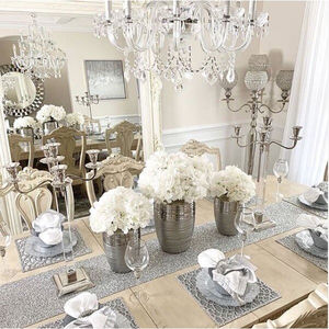 Luminous&#x20;Table&#x20;Runner