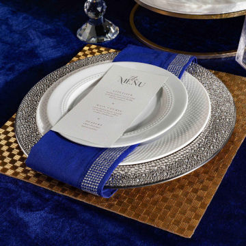 Gilded&#x20;Square&#x20;Beaded&#x20;Placemat