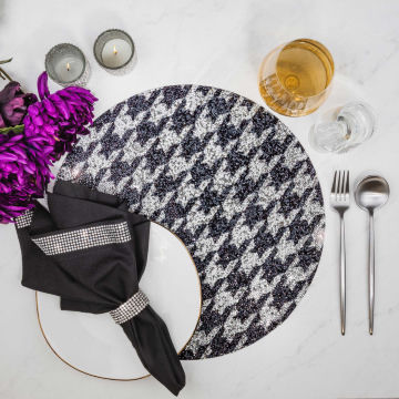 Luminous&#x20;Houndstooth&#x20;Placemat