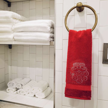 Santa&#x20;Hand&#x20;Towel
