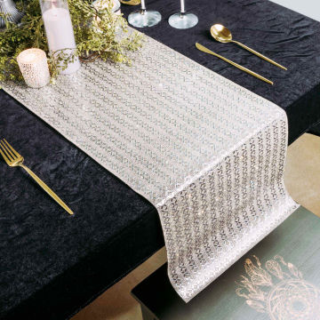 Madison&#x20;Avenue&#x20;Table&#x20;Runner