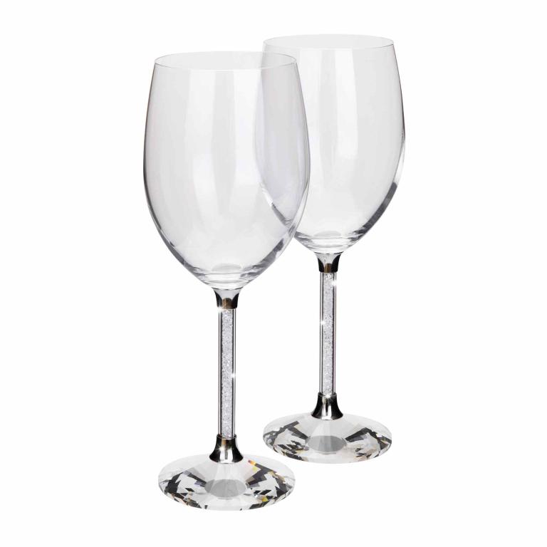 Clear&#x20;crystal&#x20;wine&#x20;glass&#x20;with&#x20;a&#x20;silver&#x20;base&#x20;a&#x20;faceted&#x20;stem&#x20;and&#x20;sparkling&#x20;rhinestones&#x20;embedded&#x20;in&#x20;the&#x20;stem.