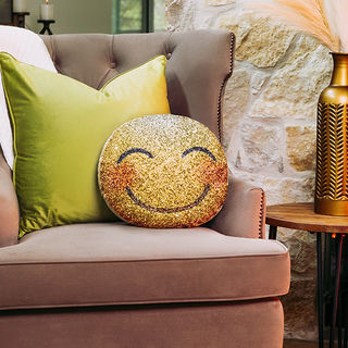 Floor To Ceiling Fantasy: Play With Textures For All Over Sparkle