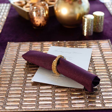 Luxe Bijou : Maîtriser l’éclat argent, or et charbon
