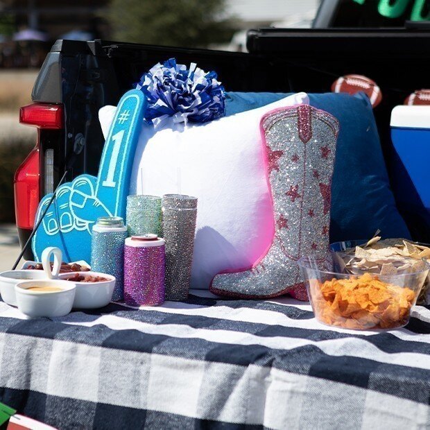 Tailgating&#x20;in&#x20;Style&#x3A;&#x20;How&#x20;to&#x20;Add&#x20;Sparkle&#x20;to&#x20;Your&#x20;Game&#x20;Day