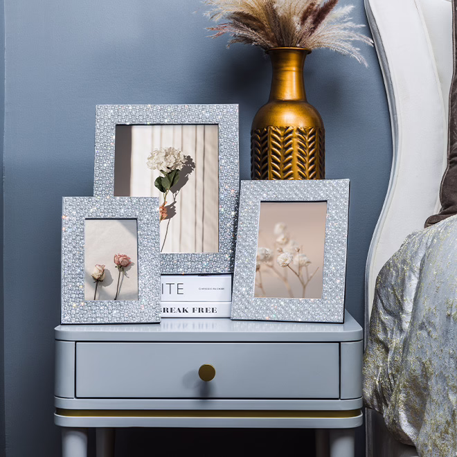 The&#x20;Psychology&#x20;Of&#x20;Sparkle&#x3A;&#x20;Why&#x20;We&#x20;Love&#x20;Shiny&#x20;Things