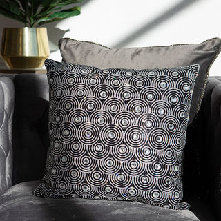 Glam&#x20;Home&#x20;Refresh&#x3A;&#x20;Upgrade&#x20;Your&#x20;Space&#x20;Without&#x20;a&#x20;Full&#x20;Redesign