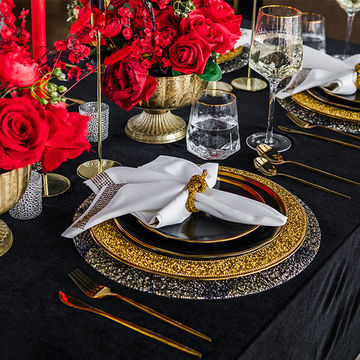 Set&#x20;The&#x20;Scene&#x20;For&#x20;Love&#x3A;&#x20;A&#x20;Sparkling&#x20;Valentine&#x2019;s&#x20;Table