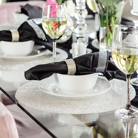 Fresh And Festive: Summer Table Styling With Beaded Placemats