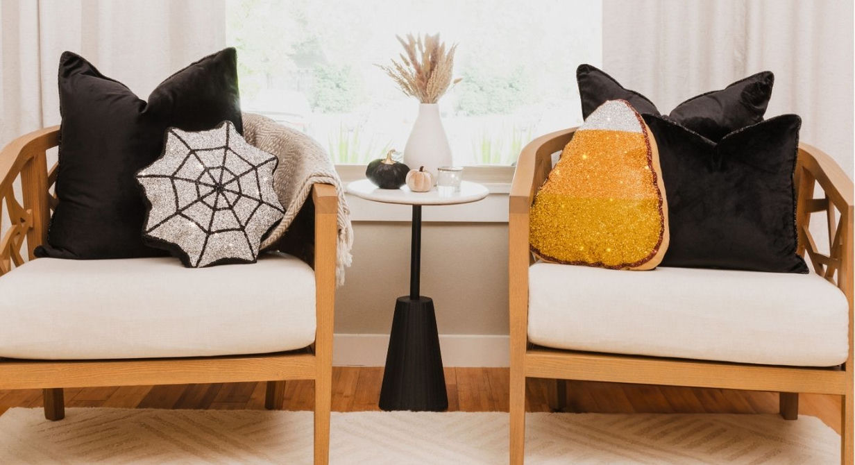 Fall Pillow Styling Banner