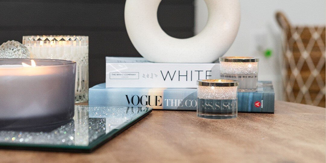 glamorous&amp;&#x23;x20&#x3B;mirrored&amp;&#x23;x20&#x3B;tray&amp;&#x23;x20&#x3B;with&amp;&#x23;x20&#x3B;candle,&amp;&#x23;x20&#x3B;rhinestone&amp;&#x23;x20&#x3B;votives,&amp;&#x23;x20&#x3B;and&amp;&#x23;x20&#x3B;coffee&amp;&#x23;x20&#x3B;table&amp;&#x23;x20&#x3B;books