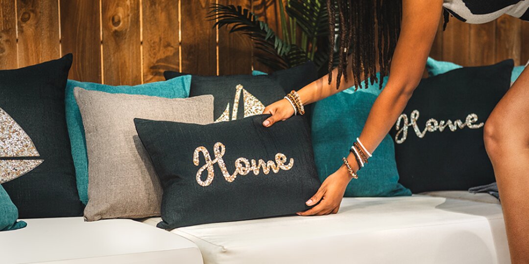 sparkling&amp;&#x23;x20&#x3B;rhinestone-accented&amp;&#x23;x20&#x3B;pillows&amp;&#x23;x20&#x3B;on&amp;&#x23;x20&#x3B;coastal-themed&amp;&#x23;x20&#x3B;sofa