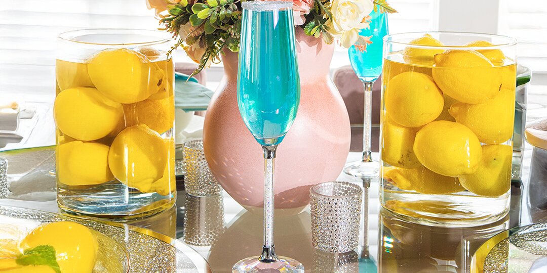 mimosa&amp;&#x23;x20&#x3B;Tiffany&amp;&#x23;x20&#x3B;azul&amp;&#x23;x20&#x3B;brillante&amp;&#x23;x20&#x3B;en&amp;&#x23;x20&#x3B;copa&amp;&#x23;x20&#x3B;de&amp;&#x23;x20&#x3B;champ&amp;&#x23;xE1&#x3B;n&amp;&#x23;x20&#x3B;con&amp;&#x23;x20&#x3B;diamantes&amp;&#x23;x20&#x3B;de&amp;&#x23;x20&#x3B;imitaci&amp;&#x23;xF3&#x3B;n&amp;&#x23;x20&#x3B;rodeada&amp;&#x23;x20&#x3B;de&amp;&#x23;x20&#x3B;centros&amp;&#x23;x20&#x3B;de&amp;&#x23;x20&#x3B;mesa&amp;&#x23;x20&#x3B;de&amp;&#x23;x20&#x3B;lim&amp;&#x23;xF3&#x3B;n&amp;&#x23;x20&#x3B;amarillo