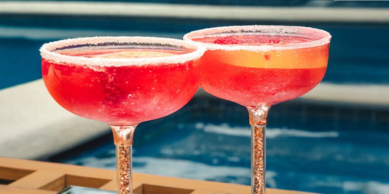 bright&amp;&#x23;x20&#x3B;summer&amp;&#x23;x20&#x3B;cocktail&amp;&#x23;x20&#x3B;toast&amp;&#x23;x20&#x3B;with&amp;&#x23;x20&#x3B;sparkling&amp;&#x23;x20&#x3B;rhinestone&amp;&#x23;x20&#x3B;drinkware&amp;&#x23;x20&#x3B;and&amp;&#x23;x20&#x3B;colorful&amp;&#x23;x20&#x3B;decor