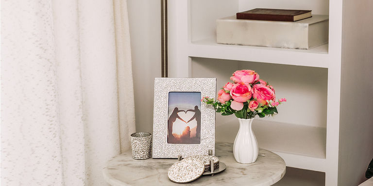 Rhinestone&amp;&#x23;x20&#x3B;frame&amp;&#x23;x20&#x3B;shelf&amp;&#x23;x20&#x3B;display